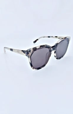 DIFF Eyewear - GIA-CT-GR121 - 61922 Accessories DIFF - Gia Cream Tortoise Gray Sunglasses