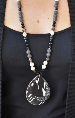 Your Fashion Wholesale - 72676 - 112021 Do You A Favor Pendant Necklace - Black