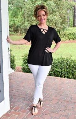 Heimish - BL-ST2231S - 32322 Show You How Top - Black TOPS