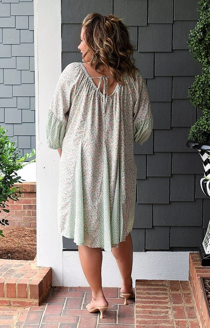 Davi & Dani - DD10647PER - 52722 Take A Picture Floral Dress - Pastel Green