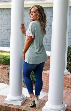 Heimish - BL-ST2189-10 - 32622 TOPS Don't Go Far Top - Mint