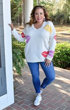 143 Story - ITM6796 - 22822 Pucker Up Print Sweater