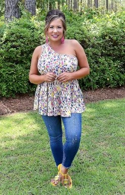 BE Stage - T11166 - 5822 Getting Ahead Print Top - Multi