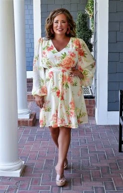 Flying Tomato - ID18663 - 62422 DRESSES Visions Of Grandeur Floral Dress - Ivory