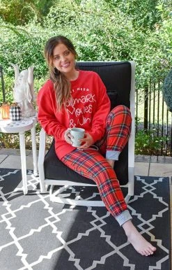 Glittering South - 101821 Graphic Tees Girls Night In Graphic Pullover - Red