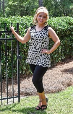 Heimish - BL-ST2212-10 - 62022 TOPS Don't Wait Leopard Top