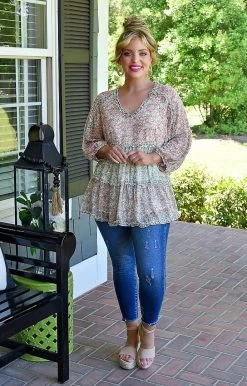 Davi & Dani - DT14232PER - 51522 TOPS Right Above It Floral Colorblock Top