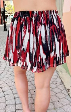 Adrienne - 1810TD - 21722 Keep Confident Print Shorts - Red/Black