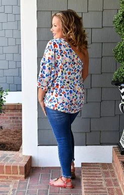 Andree - T10110-1 - 33022 TOPS Chic Lifestyle Leopard Top - Multi