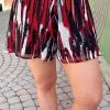 Adrienne - 1810TD - 21722 Keep Confident Print Shorts - Red/Black