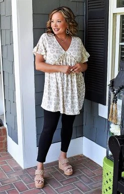 Heimish - ET6220-16 - 62922 Full Of Spice Leopard Top TOPS