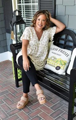 Heimish - ET6220-16 - 62922 Full Of Spice Leopard Top TOPS