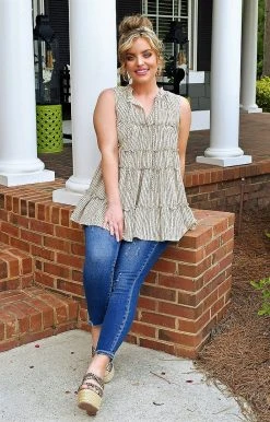 Heimish - WT1091F - 5522 Such A Standout Print Top - Taupe TOPS