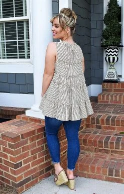 Heimish - WT1091F - 5522 Such A Standout Print Top - Taupe TOPS