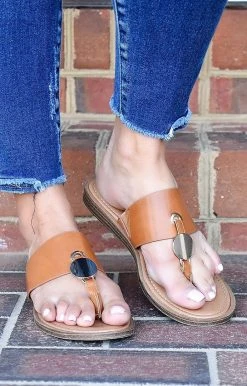 OLEM Shoes - LIZZIE-7 - 3722 Time To Reflect Sandal - Tan