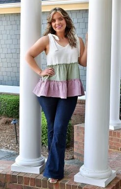 Lime & Chili - MO9273 - 3722 Social Queen Colorblock Top