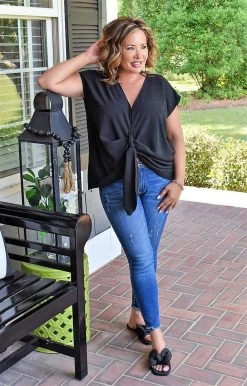 Vision - T6689 - 61422 TOPS Knot That Into You Top - Black