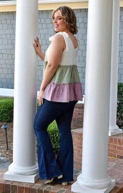 Lime & Chili - MO9273 - 3722 Social Queen Colorblock Top