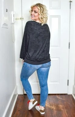 HeySon - HT1285PD - 112820 Never Say Never Pullover - Black